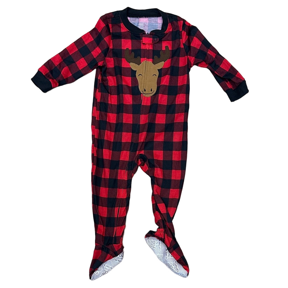 NWT Carter’s Christmas Pajamas Size 18 Months